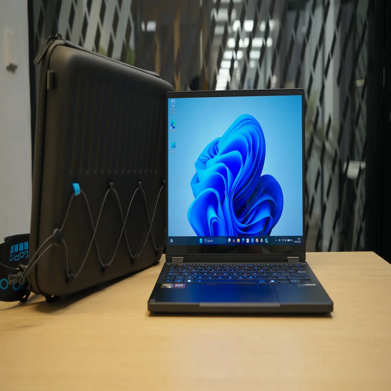 He evaluado el Asus ProArt Edición GoPro, un ordenador portátil que cautiva visualmente, pero que impresiona por su rendimiento interno superior.