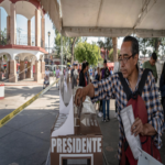 Los elementos esenciales de la reforma electoral promovida por Claudia Sheinbaum: las modificaciones al Congreso, la disminución en el financiamiento de los partidos y las nuevas disposiciones políticas.