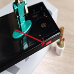 Numerosos smartphones incorporan de serie esta tecla, aunque en el Redmagic 11 Air su implementación resulta única.