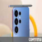 Samsung Galaxy S26 Ultra sometido a revisión.