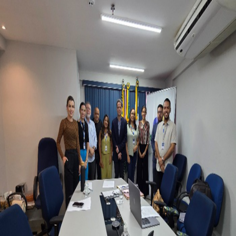 La Alcaldía de Teresina y Anatel PI se reúnen para discutir el licenciamiento de torres 5G.