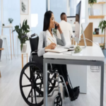 Barcelona sigue el ejemplo de Madrid en España mediante XTalent Digital: capacitación tecnológica para más de mil personas con discapacidad en un período de cuatro años.