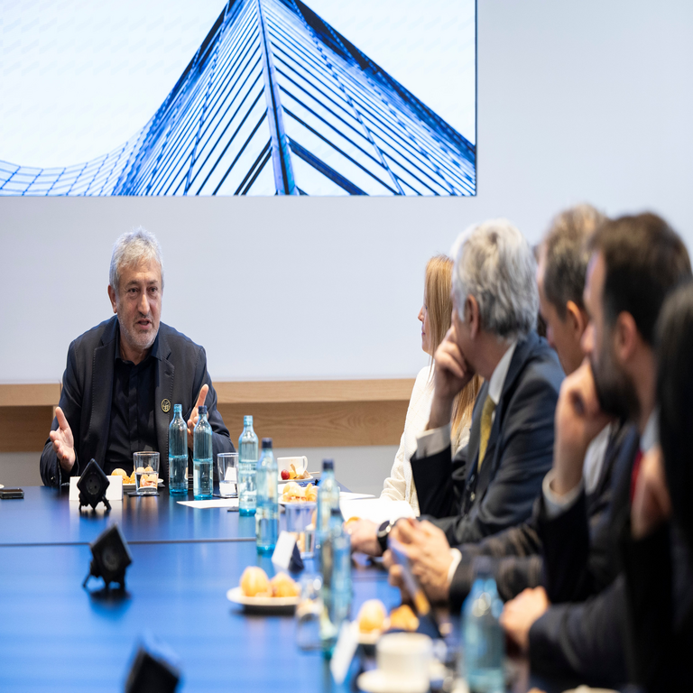 Garik Israelian, astrofísico: Es imposible invertir millones en investigación científica sin destinar recursos a su divulgación.