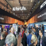 En el MWC 2026, la resiliencia se erige como estrategia fundamental y la inteligencia artificial como impulsor clave de la competitividad.