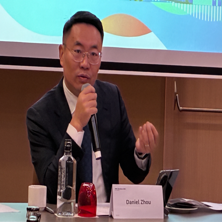 Daniel Zhou, de Huawei, enfatiza que Latinoamérica demanda previsión tecnológica, una perspectiva a largo plazo y un equilibrio entre los actores involucrados.