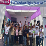 En Perú, más de mil personas participaron en sesiones sobre Televisión Digital Terrestre en Ica.