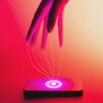 Un arsenal avanzado de herramientas para la vigilancia de iPhones, posiblemente financiado por el gobierno de Estados Unidos, se halla ahora en posesión de delincuentes.