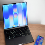 Personaliza tu Mac o iPhone con el estilo de MacBook Neo: descarga aquí los nuevos fondos de pantalla