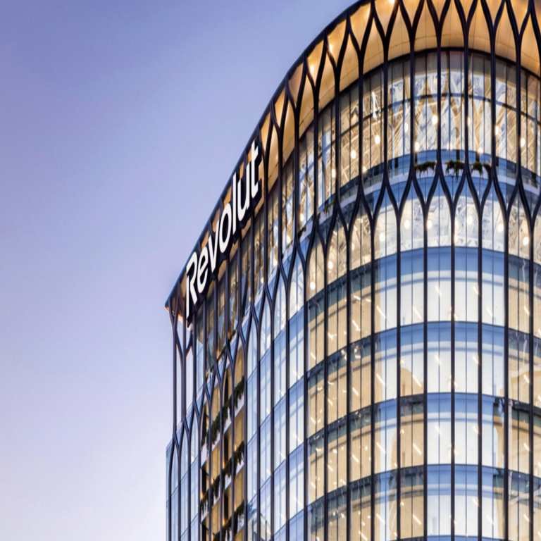 Revolut presenta solicitud de licencia bancaria en Estados Unidos y designa a un nuevo director ejecutivo.