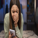 Expertos científicos detallan las razones por las que aconsejan dedicar un día completo sin exposición a pantallas, equiparándolo a una reconfiguración cerebral.