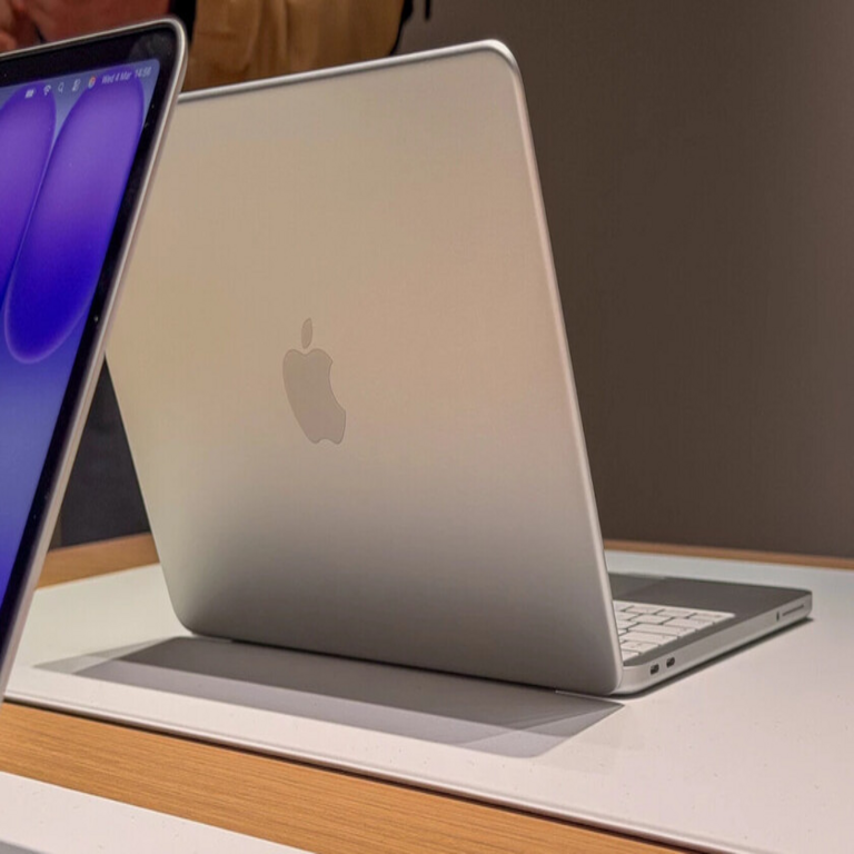El nuevo MacBook Neo ofrece un rendimiento sobresaliente, aunque presenta una limitación: no incluye cargador. Este es el modelo que recomendaría adquirir.