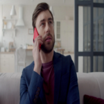 Cómo determinar la operadora asociada a un número telefónico, incluso si se ha realizado un cambio reciente.