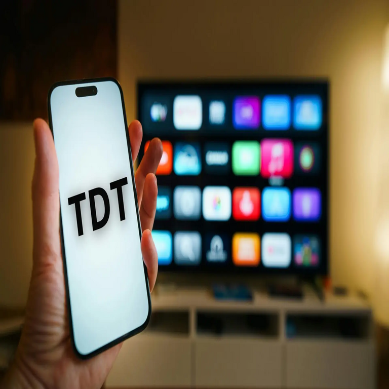 La Televisión Digital Terrestre en España experimenta una actualización inesperada y transita hacia el vídeo de última generación.