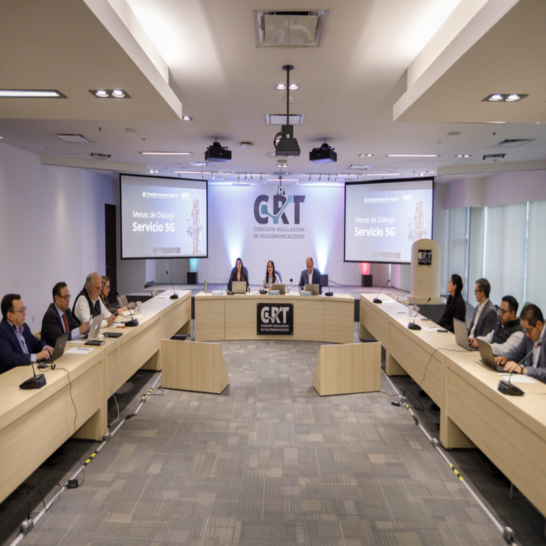 La CRT enfatiza la necesidad social de acelerar la implementación de redes 5G.