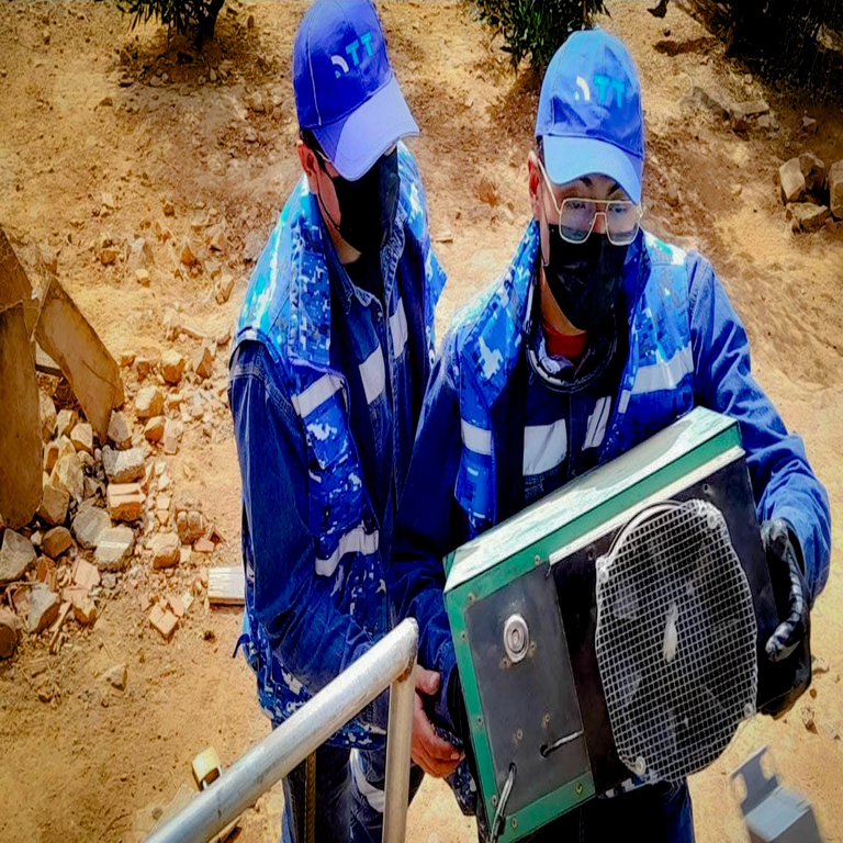 En Bolivia, la ATT ejecuta un operativo y confisca equipos de emisoras ilegales en Santa Cruz.