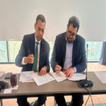 Felipe Díaz propone reformas destinadas a potenciar la competencia en el sector de telecomunicaciones en Colombia.