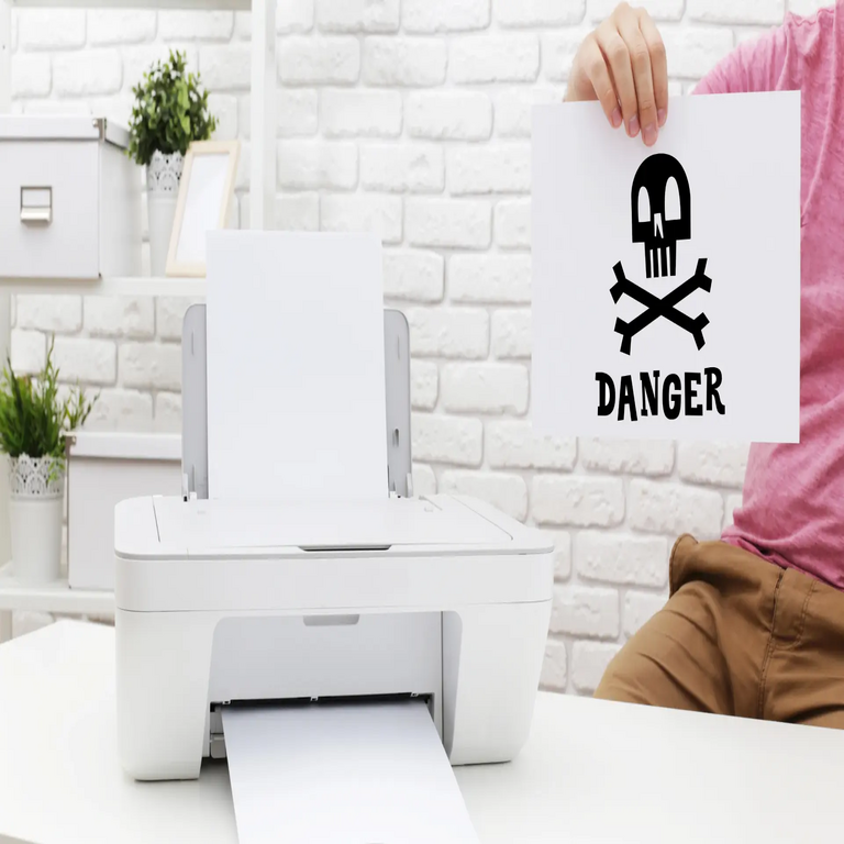 Durante 40 años, las impresoras han estado revelando información de rastreo: cada documento incorpora una marca invisible que permite identificar al usuario.