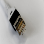 Dispositivos que se recomienda conectar de forma permanente mediante cable a la red de Internet