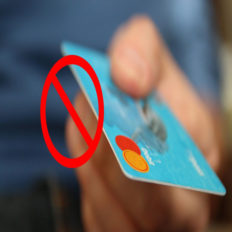 Las restricciones de LaLiga obstaculizan las transacciones de compra en línea.