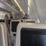 Esta técnica con la inteligencia artificial de WhatsApp puede hacer que sus vuelos largos resulten considerablemente más placenteros.