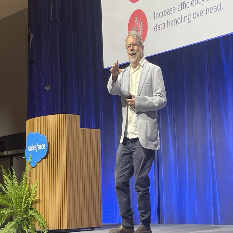 La Universidad Griffith asume el control de su reclutamiento de estudiantes.