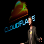 El director ejecutivo de Cloudflare está convencido de que el tráfico generado por bots de inteligencia artificial en internet superará al de origen humano para 2027.