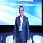 La regulación fragmentada y reactiva de las plataformas digitales en América Latina obstaculiza la innovación: el caso de DiDi.