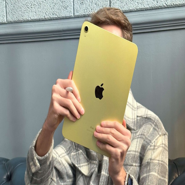 Adquirir el iPad de gama de entrada en la actualidad representa un error al evaluar sus componentes internos, ya que Apple tiene preparada una renovación, aunque su fecha de lanzamiento aún es incierta.