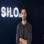 Peter Sarlin, CEO de Silo AI, advierte que Europa podría rezagarse si no desarrolla una estrategia propia en inteligencia artificial.