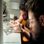 La Universidad de Harvard introduce el dispositivo solar ideal: genera electricidad en verano y proporciona calefacción en invierno.