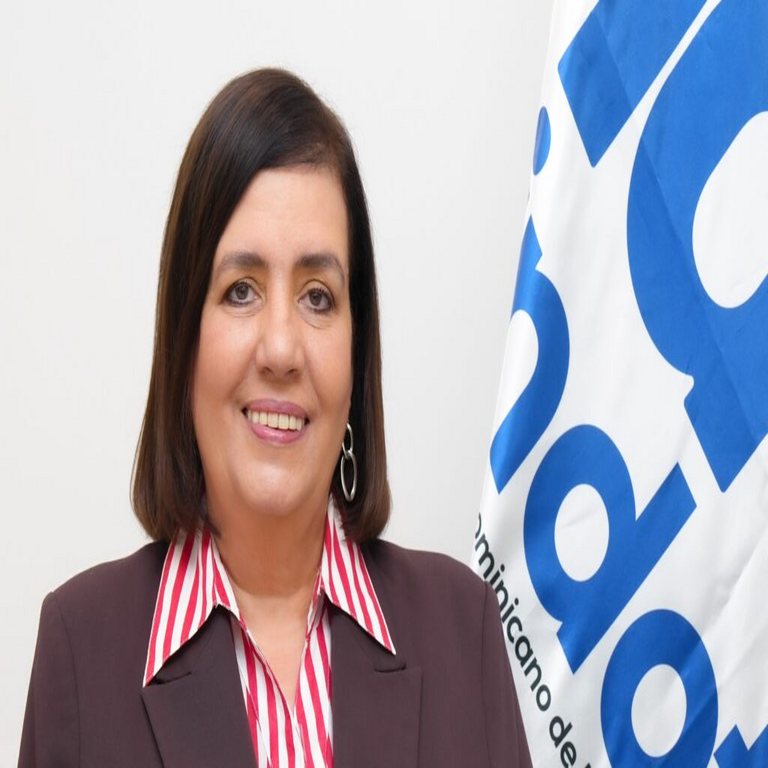 Indotel designa a Desirée Logroño Diná como su nueva directora ejecutiva. Indotel designa a Desirée Logroño Diná como su nueva directora ejecutiva.