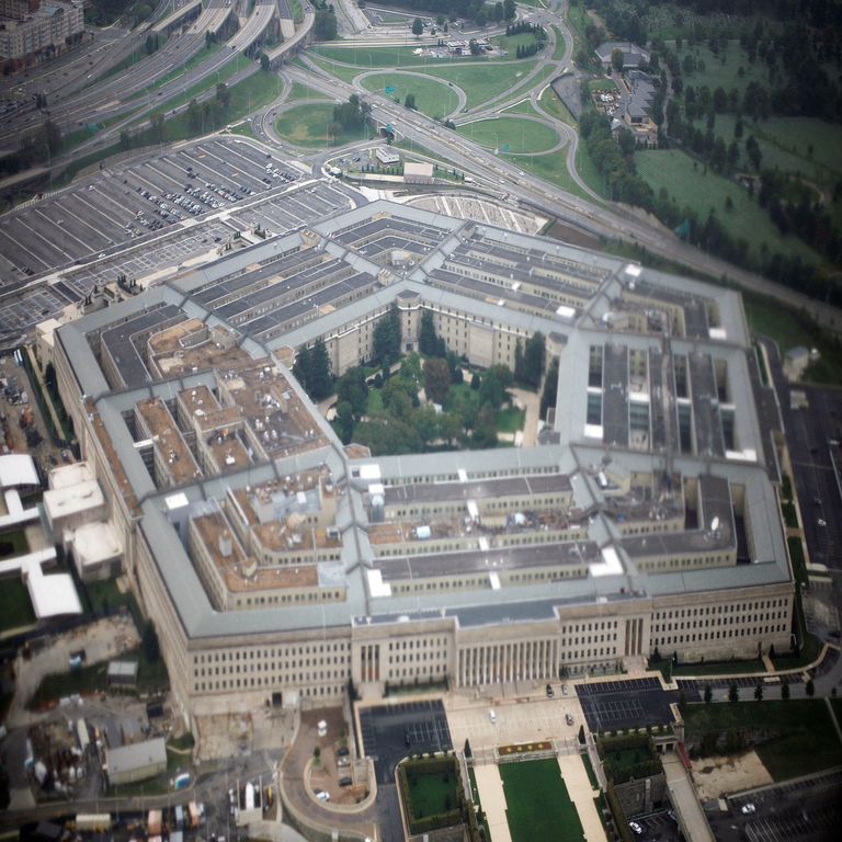 No solo OpenAI: otra compañía de inteligencia artificial suministrará su tecnología al Pentágono