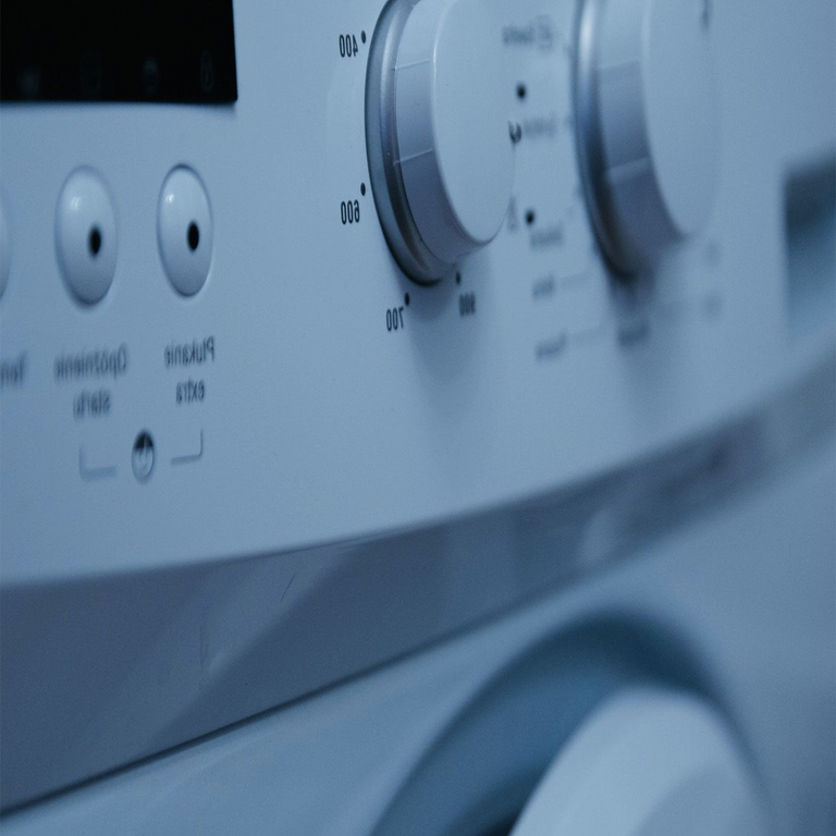 En qué circunstancias resulta beneficioso emplear medidores de consumo en los electrodomésticos con mayor gasto energético.