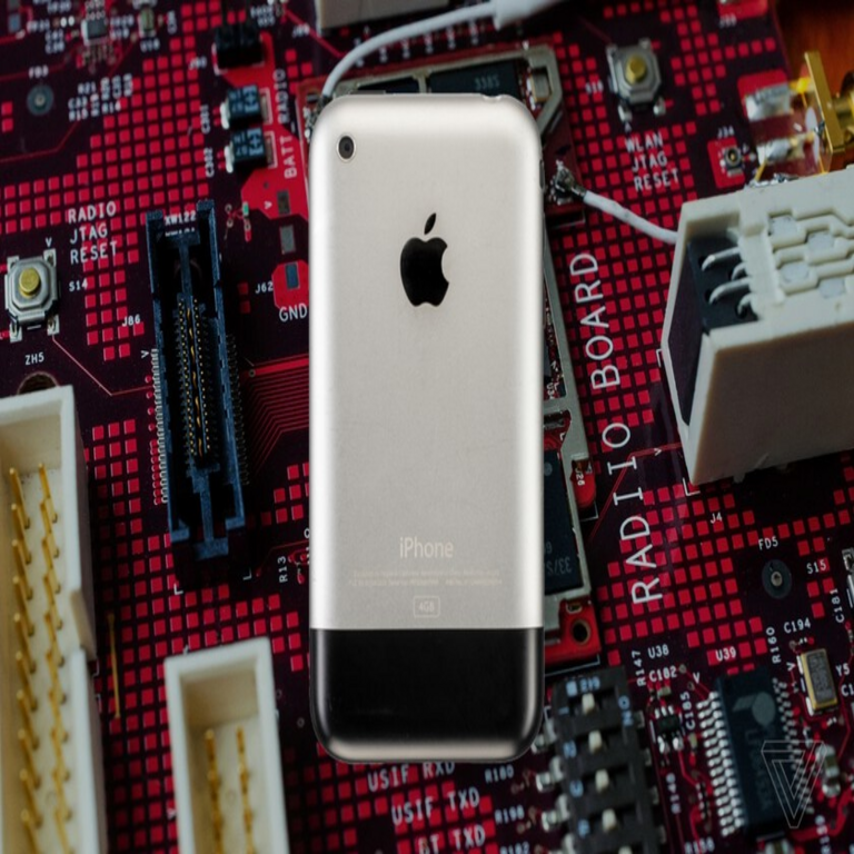 Un prototipo inédito del iPhone original ilustra las estrategias que Apple implementó para preservarlo en absoluto secreto.